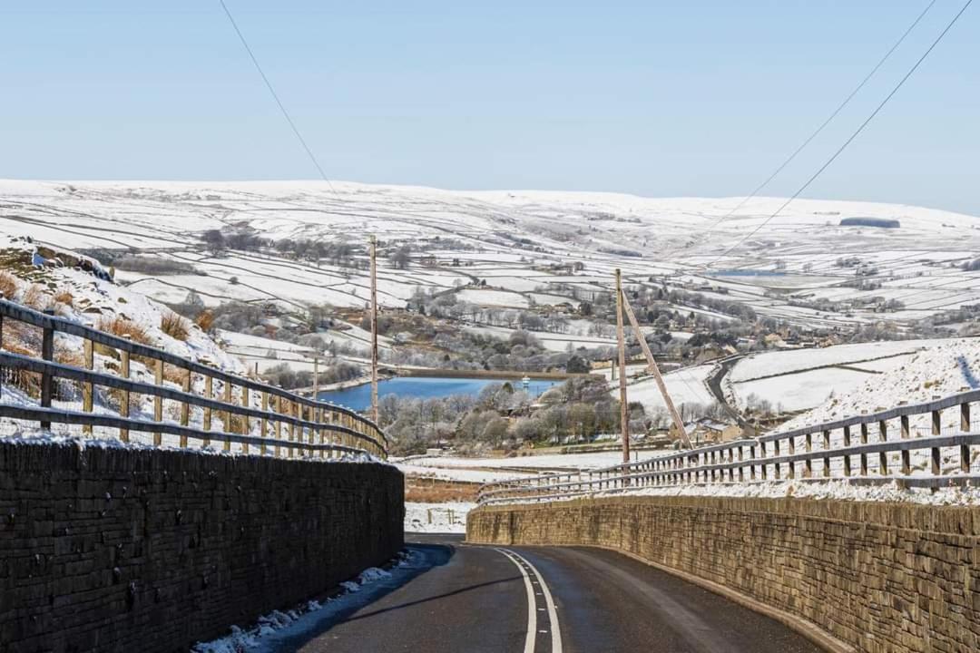 Stones Cottage Farm, Nr Haworth, Family Friendly, Work Friendly, Gaming Barn, Crafting, Free Wifi, Free Parking, Ev Point Oxenhope المظهر الخارجي الصورة